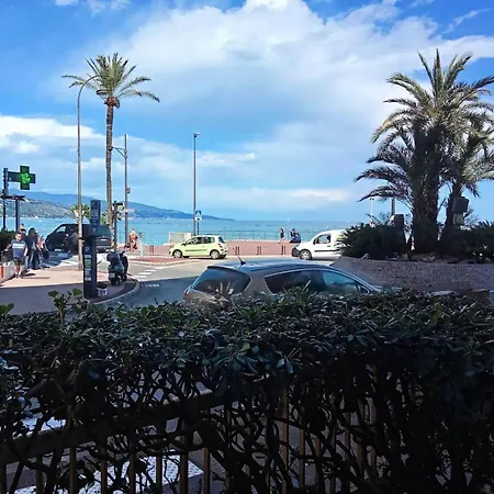 公寓 Residences Du Cap - Giotto - Agreable Studio En Rdj Avec Terrasse Sur Le Bord De Mer Mae-5971